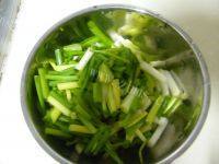 杏鲍菇炒腊肉自制做法图解3)