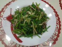 鲜香的芹菜肉丝