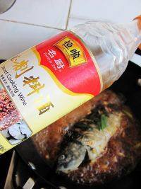 红烧鲫鱼（家常菜）做法图解11)