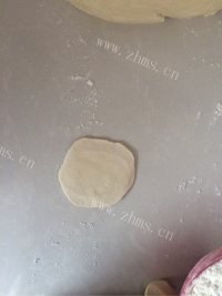 美味的鲅鱼水饺做法图解9)