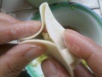 常吃不腻的芹菜猪肉饺子做法图解11)