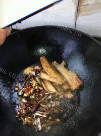 家常红烧带鱼做法图解11)