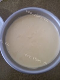 自制酸奶戚风蛋糕做法图解14)