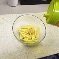 美味的肯德基炸薯条做法图解3)