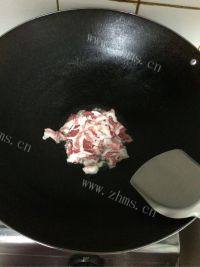 自制农家小炒肉做法图解2)