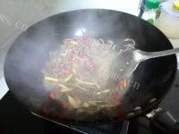 泡椒牛肉丝自制做法图解7)
