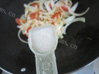 家常菜洋葱炒西红柿做法图解9)