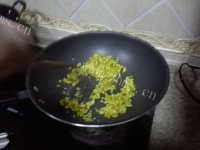 好吃的酱辣椒炒鸡脯肉做法图解4)