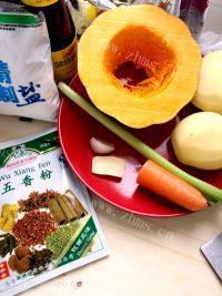 家常菜土豆炖南瓜做法图解1)