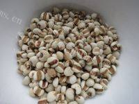 美味早餐薏米红豆粥做法图解3)