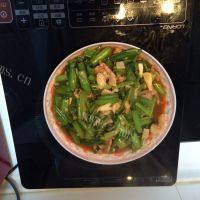 家常菜芹菜炒肉