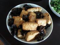 家常菜木耳豆腐