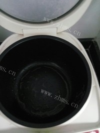 好吃的冬菇焖鸡做法图解3)