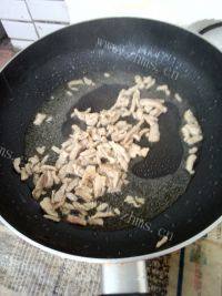 美味的西葫芦肉丝拌米粉做法图解6)