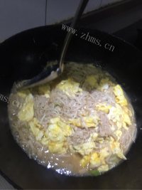 喷香的金针菇炒鸡蛋做法图解6)