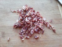 美味的腊肠鸡蛋炒饭做法图解1)
