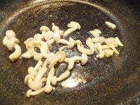 鲜的芹菜炒鱿鱼做法图解9)