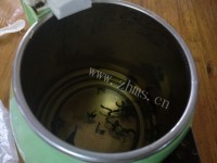 爽口的柠檬绿茶饮做法图解3)