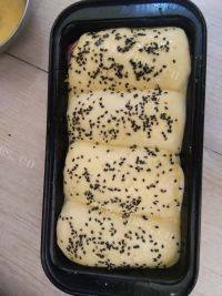 自制红豆沙吐司做法图解12)