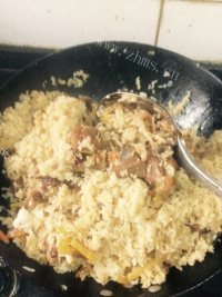 美味的新疆抓饭做法图解18)