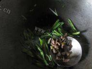 「健康美食」豆角炒肉	做法图解8)