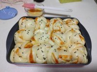 回味无穷的肉松面包卷做法图解22)