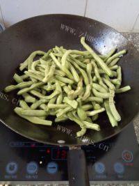 美味的炖豆角做法图解2)