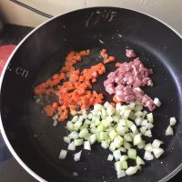 美味的杂菜炒饭做法图解13)