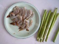 家常菜芦笋虾仁做法图解1)