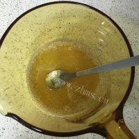 自制焦糖苹果派做法图解6)