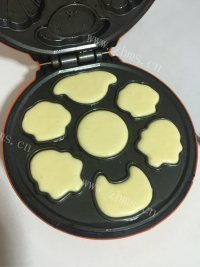 可爱卡通蜂蜜蛋糕做法图解12)