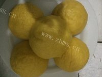 美味的玉米面窝头做法图解5)