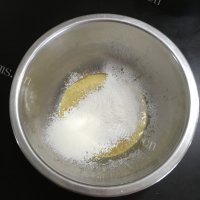 清爽可口的黑森林蛋糕做法图解15)