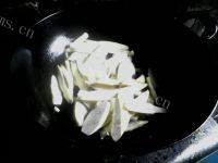 家常菜清炒茭白做法图解4)