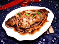 美味的糖醋鲫鱼