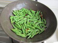 家常菜干锅四季豆做法图解9)