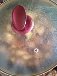 喷香的茄子炒肉做法图解9)