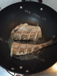 色香味俱全的麻辣鳕鱼做法图解2)