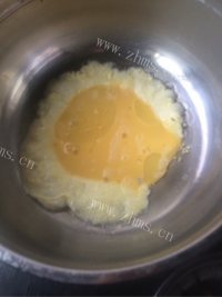 鲜美可口的黄瓜炒鸡蛋做法图解3)