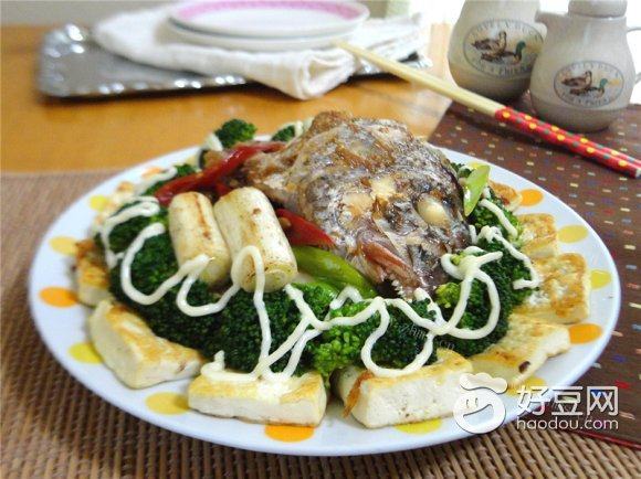 红烧鱼头豆腐