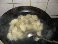 自己做的芹菜馅水饺做法图解13)