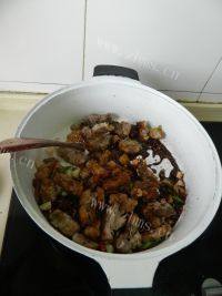 家常菜排骨炖豆角做法图解14)