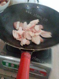 浓香的芹菜炒五花肉做法图解3)