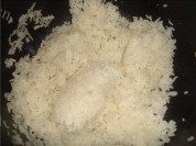 美味早餐三文鱼粥做法图解1)