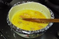 香飘十里的虾仁滑蛋做法图解6)