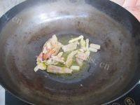 油菜炒肉做法图解4)