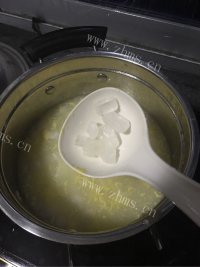 甜甜的酒酿蛋花丸子做法图解6)