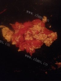色香味浓的番茄炒蛋做法图解4)