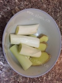 白灼虾做法图解2)
