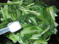 家常菜辣炒油菜做法图解9)